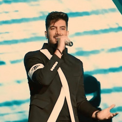 Farzad Farzin - Ta Hamishe ( Live )