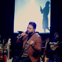 Babak Jahanbakhsh - Bi To Mimiram ( Live )
